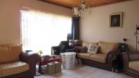Lounges - 19 square meters of property in Roseacre