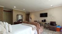 Main Bedroom - 42 square meters of property in Randjesfontein