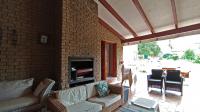 Patio - 30 square meters of property in Randjesfontein