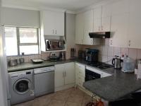 Kitchen - 10 square meters of property in Ravensklip
