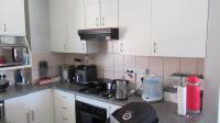 Kitchen - 10 square meters of property in Ravensklip