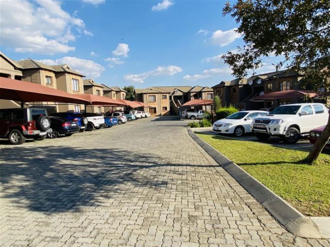 2 Bedroom Apartment for Sale For Sale in Helderwyk Estate - MR566408