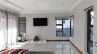 TV Room - 83 square meters of property in The Hills