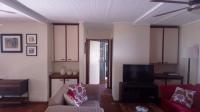 Lounges - 32 square meters of property in Glenmore (KZN)