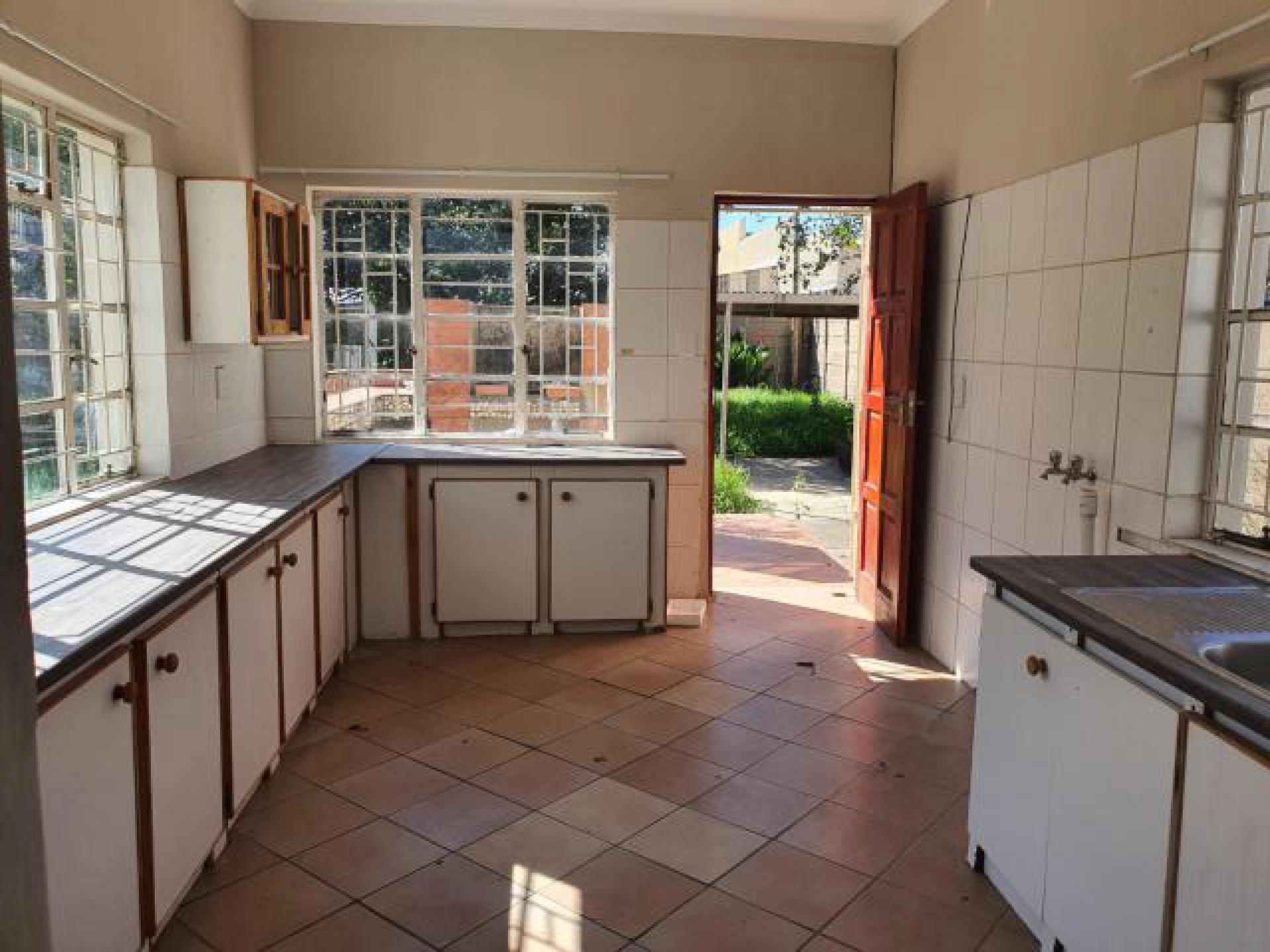 Kitchen of property in Miederpark