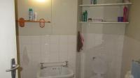 Bathroom 1 - 9 square meters of property in Kensington - JHB