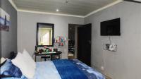 Bed Room 4 - 18 square meters of property in Mountain View