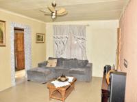 Lounges of property in Moffat View