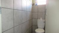 Bathroom 1 - 10 square meters of property in Protea Glen