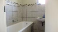 Bathroom 1 - 10 square meters of property in Protea Glen