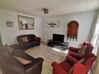 Lounges of property in Glenmarais (Glen Marais)