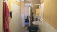 Staff Bathroom - 9 square meters of property in Florida