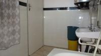 Bathroom 1 - 5 square meters of property in Primrose