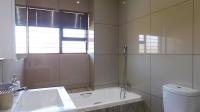 Main Bathroom - 6 square meters of property in Noordwyk