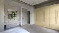 Bed Room 1 - 16 square meters of property in Melrose North