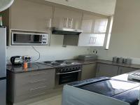 Kitchen of property in Weavind Park