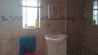 Bathroom 2 - 6 square meters of property in Northcliff