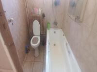 Bathroom 1 of property in Lenasia