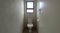 Bathroom 1 - 7 square meters of property in Wilfordon