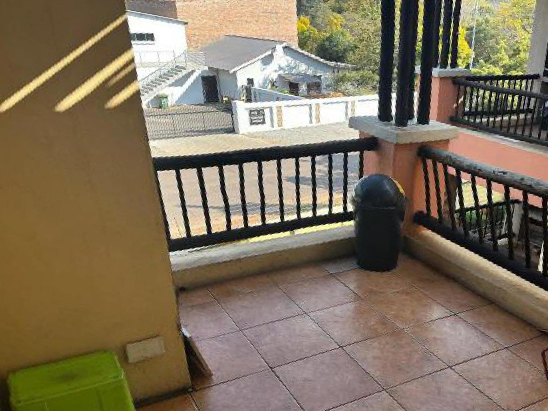 Balcony of property in Clubview