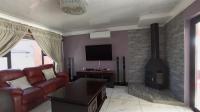 Lounges - 26 square meters of property in Aerorand - MP