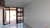 Rooms - 16 square meters of property in Silverton