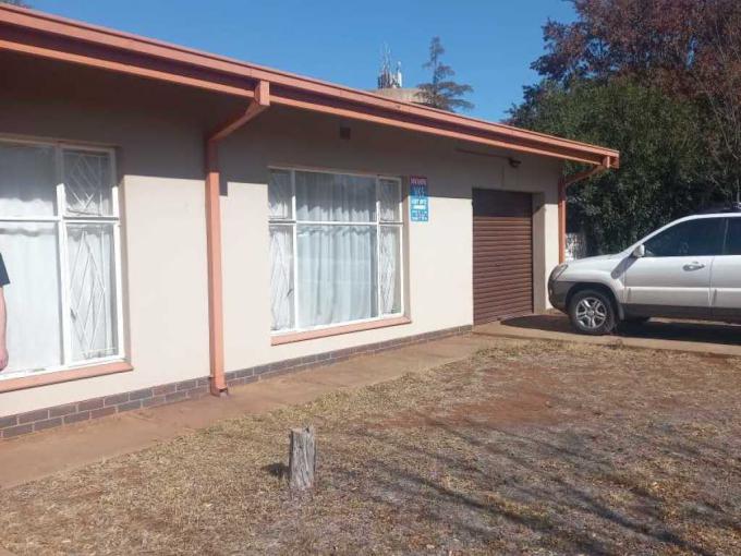House for Sale For Sale in Kuruman - MR581915