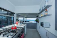 Kitchen - 28 square meters of property in Vleesbaai