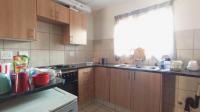 Kitchen - 7 square meters of property in Olympus