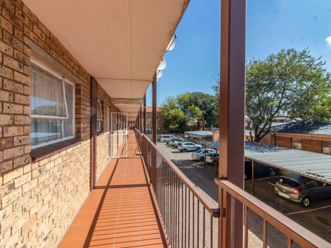 2 Bedroom Apartment for Sale For Sale in Kempton Park - MR584401