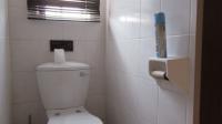 Bathroom 1 - 8 square meters of property in Randpoort