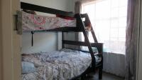Bed Room 1 - 9 square meters of property in Weltevreden Park