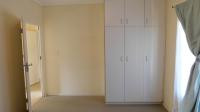 Bed Room 1 - 15 square meters of property in Crestview