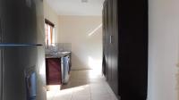 Scullery - 20 square meters of property in Crestview