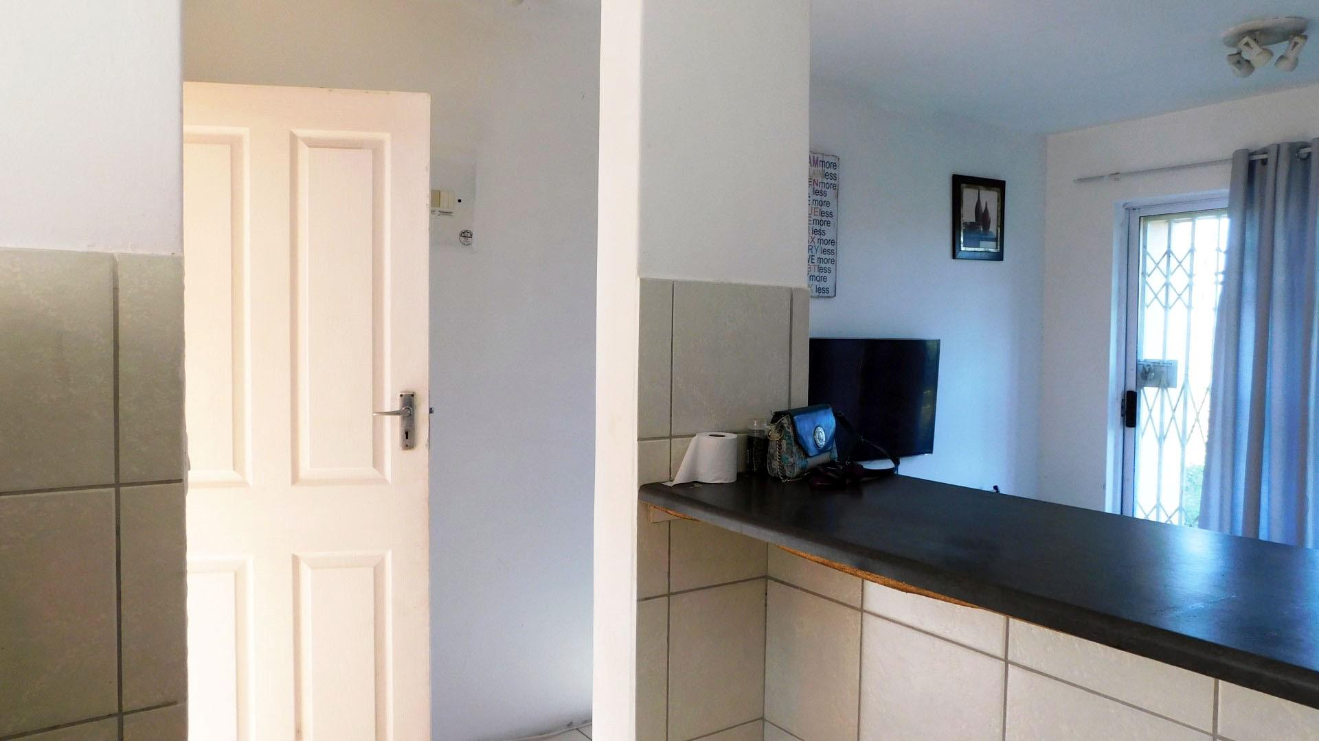 Kitchen - 6 square meters of property in Caversham Glen
