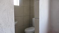 Bathroom 1 - 13 square meters of property in Hamberg
