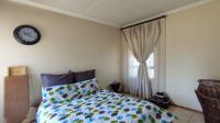 Main Bedroom - 15 square meters of property in Greengate