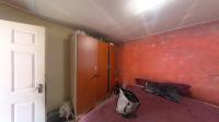 Bed Room 2 - 13 square meters of property in Protea Glen