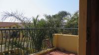 Balcony - 8 square meters of property in Sundowner