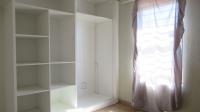 Main Bedroom - 13 square meters of property in Protea Glen