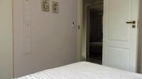Bed Room 3 - 13 square meters of property in Osummit