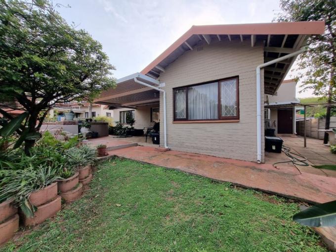 5 Bedroom House for Sale For Sale in Umkomaas - MR588669