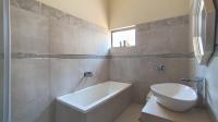 Bathroom 1 - 7 square meters of property in Blue Valley Golf Estate