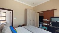 Bed Room 5+ - 18 square meters of property in Blue Valley Golf Estate