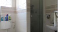 Main Bathroom - 4 square meters of property in Ormonde