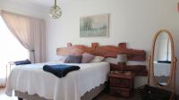 Main Bedroom - 16 square meters of property in Arcon Park