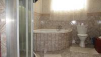 Bathroom 1 - 7 square meters of property in Brenthurst