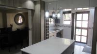 Kitchen - 21 square meters of property in Parkdene (JHB)