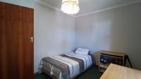 Bed Room 1 - 14 square meters of property in Kuils River