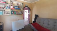 Study - 10 square meters of property in Malanshof